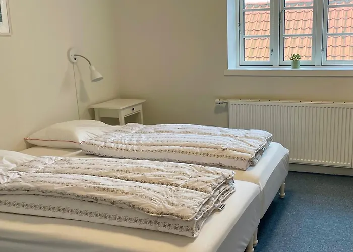 Korinth - Betjeningsfrit Хостел *